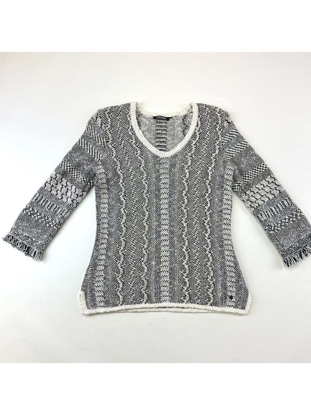 Olsen print three quarter sleeve pullover sweater with fringe Size 4